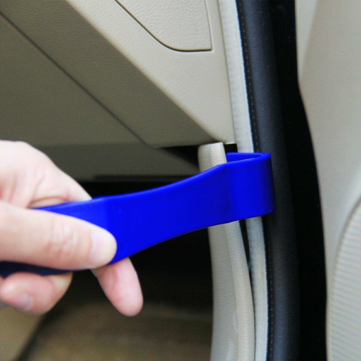 Car Trim Removal Tool Kit Set Door Panel Fastener Auto Dashboard